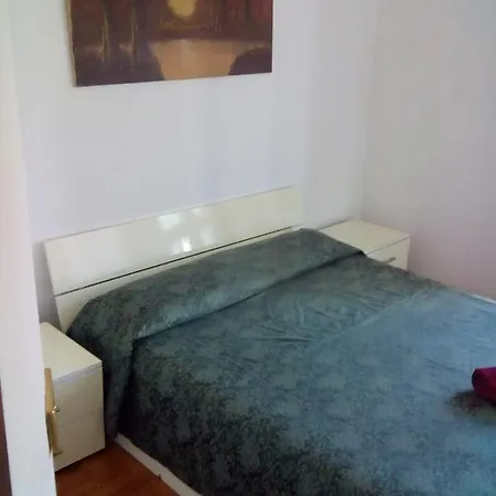 Bed & Breakfast Max *
